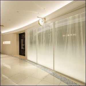 クリニックエントランス